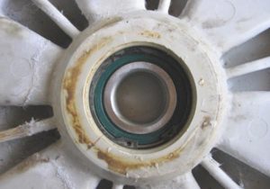 Faulty washing machine bearing