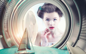 В пералнята се появява вода