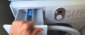 Removing the detergent drawer on the washing machine