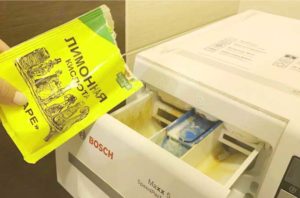 Cleaning the washing machine with citric acid