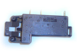 Elektromagnetiline lukk pesumasina uksele