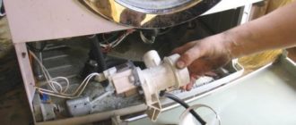 Checking the impeller of the washing machine pump