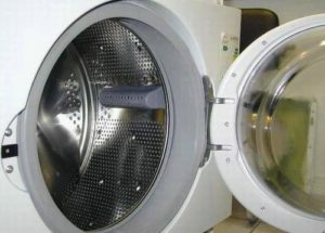 Врата за зареждане на пералня с уплътнение