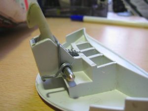 Ключалката на вратата на пералнята е заседнала