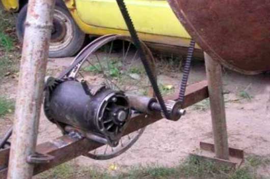 Motor from a concrete mixer